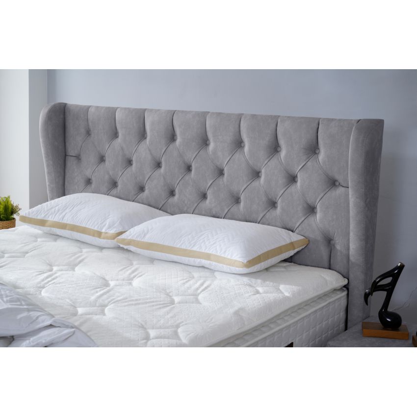 Pat Tessa 160 x 200 , tapitat, culoare gri deschis