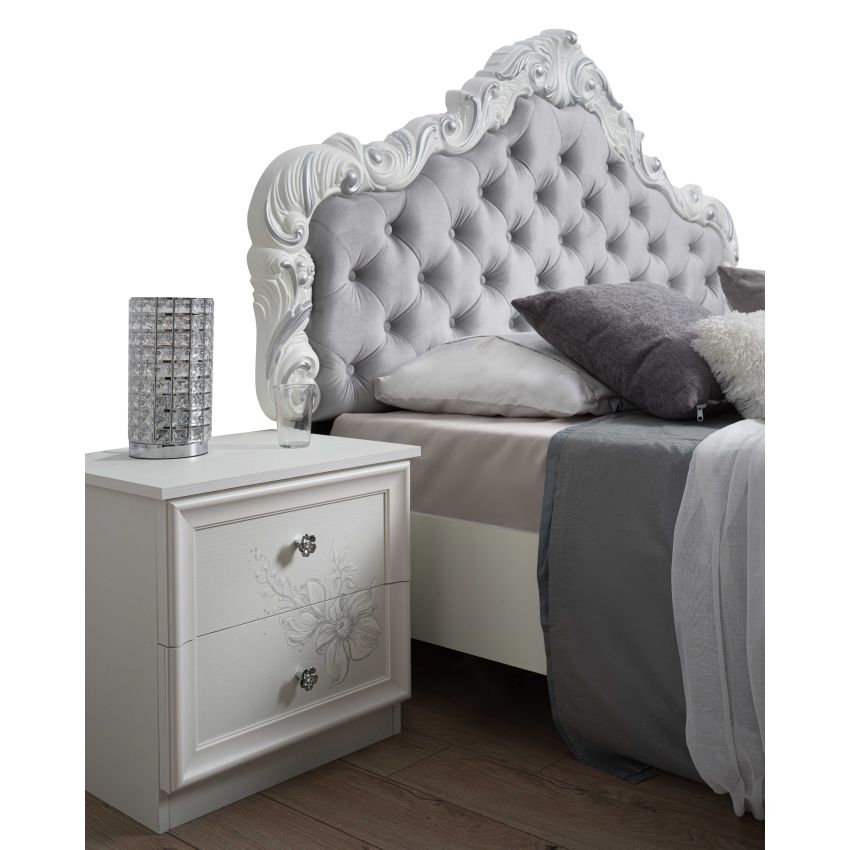 Dormitor Brigitte, alb, pat 160x200 cm, dulap cu 6 usi, comoda, 2 noptiere